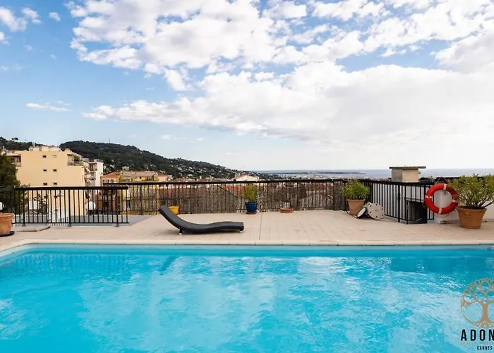 Adonis Cannes Le Cannet